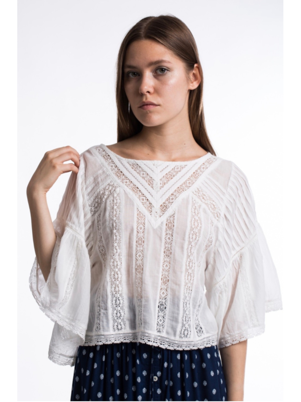 American Eagle Outfitters White Lace Blouse Size Small Peasant Boho Cotton